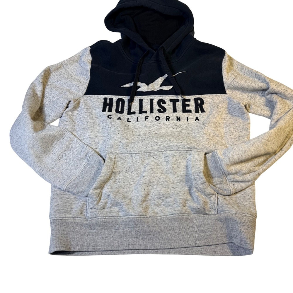 Hollister Hoodie Mens Medium Grey Black Colorblock Embroidered Logo Pullover
